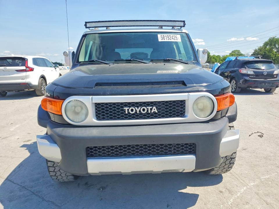2007 Toyota Fj cruiser VIN JTEZU11F270011673 COPART salvage auction — REAR END, Tn - Salvage Certificate, sold $4,750 on 2026-07-06 (photo 5)