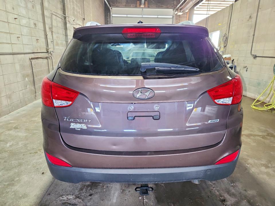 2015 Hyundai Tucson VIN KM8JUCAG1FU030093 COPART salvage auction — FRONT END, Va - Certificate Of Title, sold $1,900 on 2026-07-28 (photo 6)
