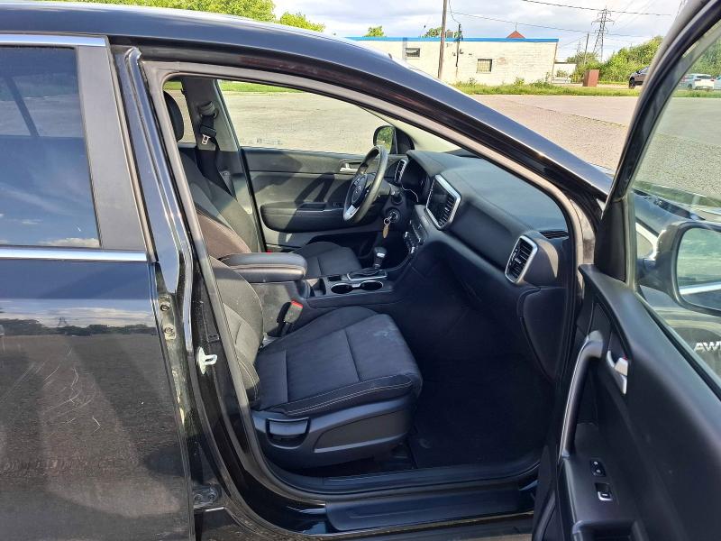2020 Kia Sportage VIN KNDPMCACXL7759053 COPART salvage auction — NORMAL WEAR, On - Permit No Brand - Unfit (P), sold $7,800 on 2026-07-03 (photo 5)