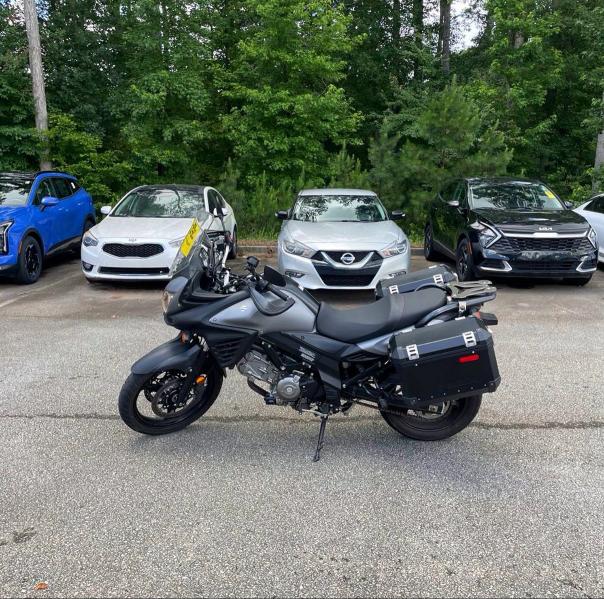 2015 Suzuki VIN JS1VP56A9F2102113 COPART salvage auction — NORMAL WEAR, Ga - Certificate Of Title (P), sold $2,950 on 2026-07-28 (photo 2)