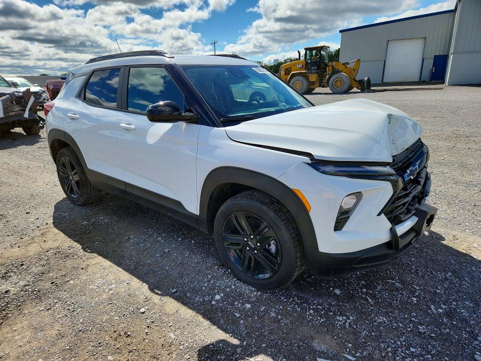 2026 Chevrolet Trailblazer VIN KL79MRSL1TB165987 COPART salvage auction — FRONT END, NY - MV-907A SALVAGE CERTIFICATE, sold $9,100 on 2026-07-27 (photo 4)