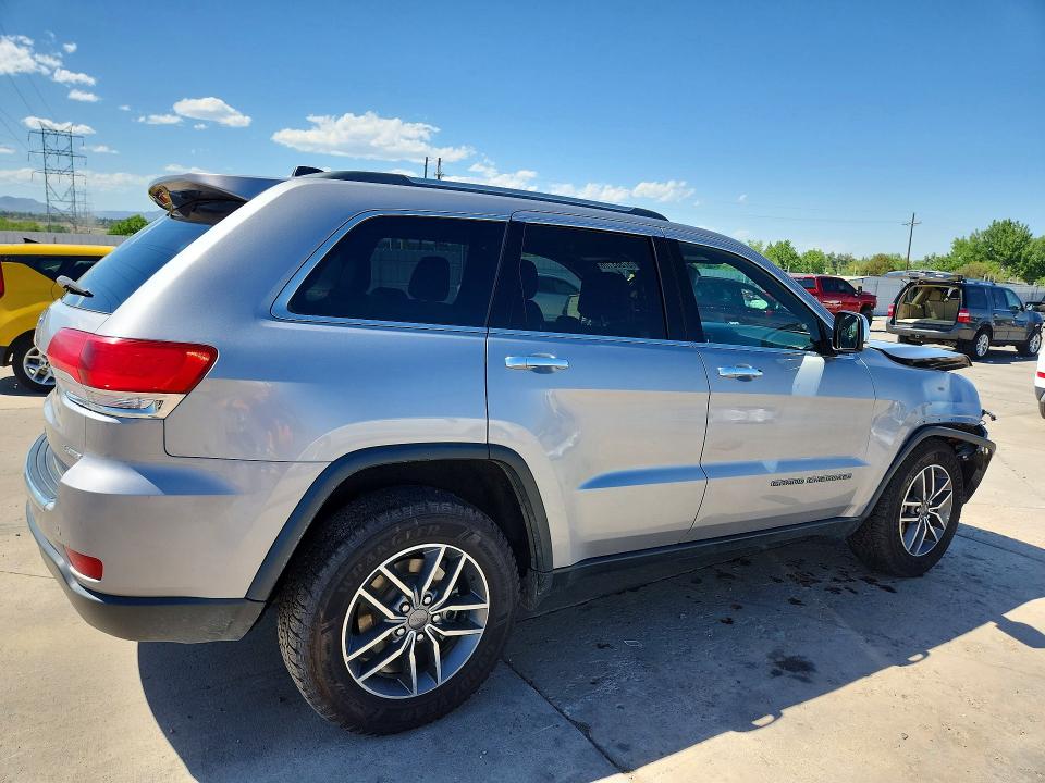 2019 Jeep Cherokee VIN 1C4RJFBG1KC745732 COPART salvage auction — FRONT END, Salvage Title, sold $5,000 on 2026-07-22 (photo 3)