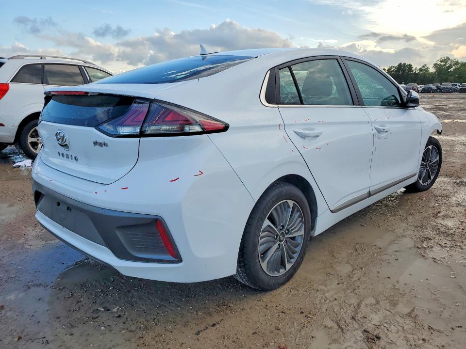 2021 Hyundai VIN KMHC75LD5MU256083 COPART salvage auction — FRONT END, Tx - Salvage Vehicle Title, sold $4,750 on 2026-07-10 (photo 3)