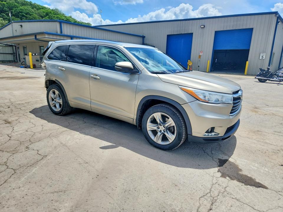 2015 Toyota Highlander VIN 5TDDKRFH5FS105524 COPART salvage auction — REAR END, Pa - Certificate Of Salvage, sold $8,200 on 2026-07-16 (photo 4)