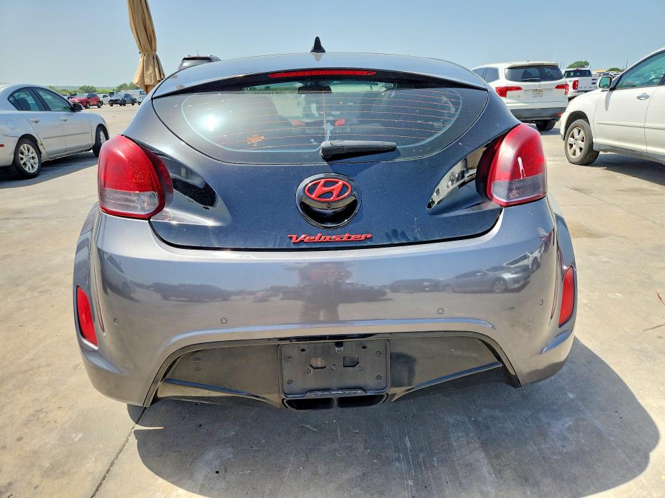 2012 Hyundai Veloster VIN KMHTC6AD6CU081782 COPART salvage auction — SIDE, Tx - Salvage Vehicle Title, sold $1,000 on 2026-07-06 (photo 6)