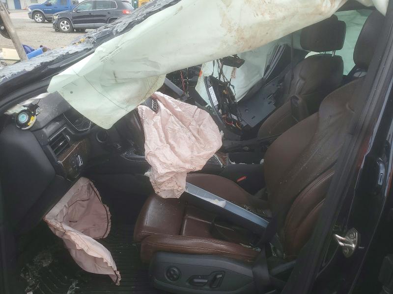 2017 Audi A4 VIN WAUENAF40HN027198 COPART salvage auction — ROLLOVER, NC - SALVAGE CERTIFICATE OF TITLE, sold $200 on 2026-07-27 (photo 7)
