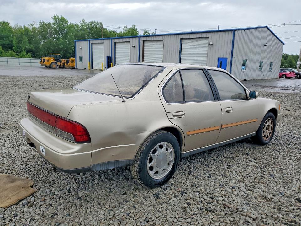 1992 Nissan Maxima VIN JN1HJ01P7NT605525 COPART salvage auction — REAR END, Ma - Certificate Of Title, sold $375 on 2026-07-30 (photo 3)