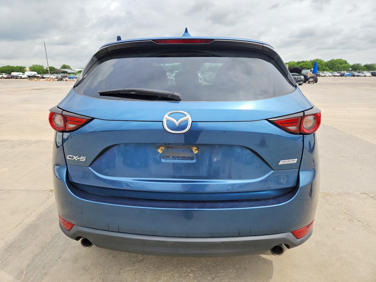 2019 Mazda CX-5 VIN JM3KFADM9K1669737 COPART salvage auction — Side, Sv - Salvage Title, sold $4,750 on 2026-07-09 (photo 6)