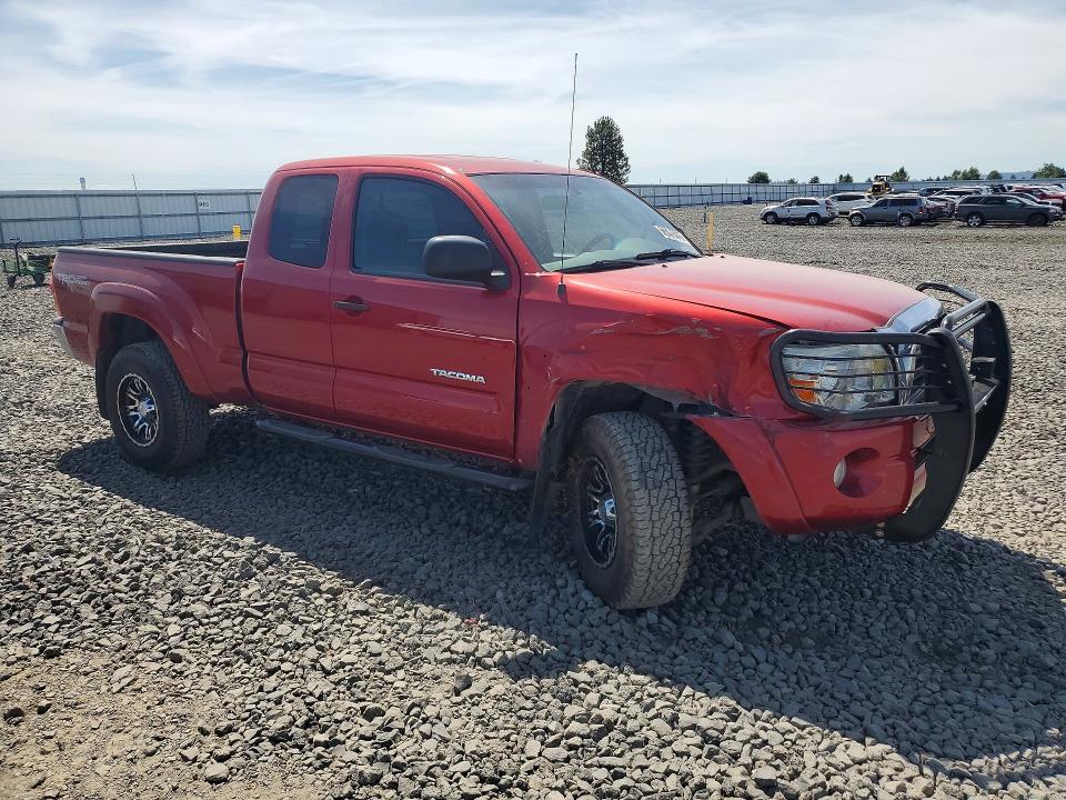 2005 Toyota Tacoma VIN 5TEUU42N25Z037581 COPART salvage auction — FRAME DAMAGE, Wa - Bill Of Sale, sold $4,150 on 2026-07-08 (photo 4)