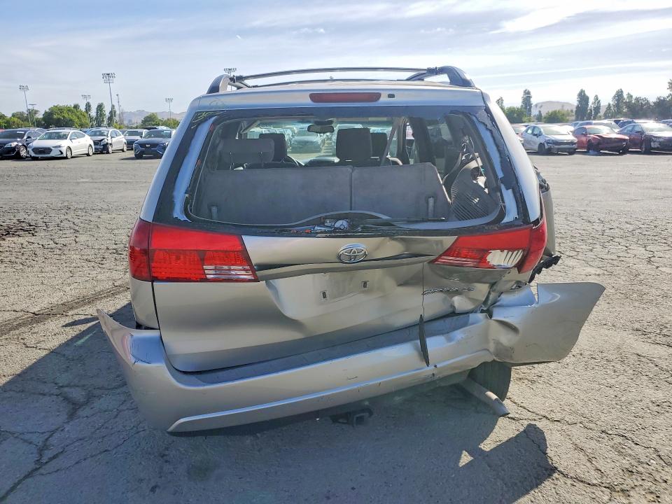 2005 Toyota Sienna VIN 5TDZA23C55S308887 COPART salvage auction — REAR END, Ca - Salvage Certificate, sold $625 on 2026-07-10 (photo 6)