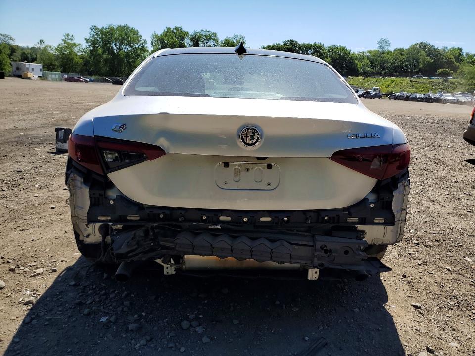 2019 Alfa romeo Giulia VIN ZARFANAN9K7609134 COPART salvage auction — REAR END, Ny - Mv907A-Parts Only W/Lienholder, sold $3,200 on 2026-08-25 (photo 6)