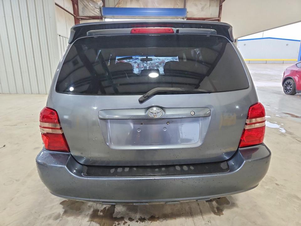 2003 Toyota Highlander VIN JTEGF21A330078143 COPART salvage auction — FRONT END, Tx - Salvage Vehicle Title, sold $700 on 2026-07-28 (photo 6)