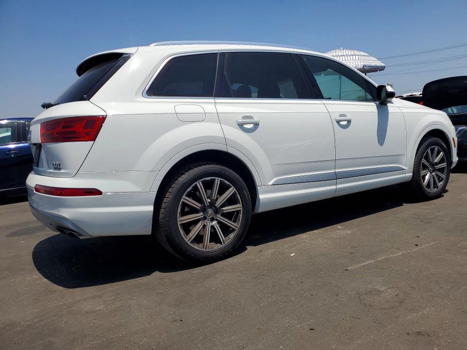 2017 Audi VIN WA1LAAF76HD025889 COPART salvage auction — MECHANICAL, Ca - Dis/Dlr/Exp Only Clean Title, sold $5,600 on 2026-07-13 (photo 3)