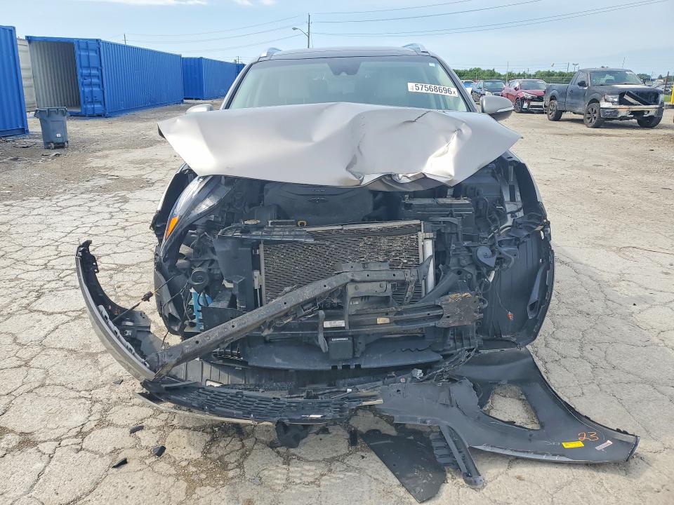 2019 Kia Sorento VIN 5XYPK4A52KG463409 COPART salvage auction — FRONT END, IN - CERT OF TITLE-SALVAGE TITLE, sold $3,000 on 2026-07-31 (photo 5)