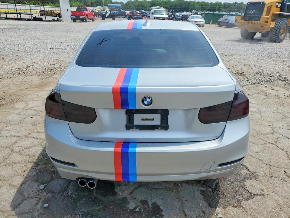 2013 BMW 3er VIN WBA3A5G51DNP25850 COPART salvage auction — FRONT END, Tn - Salvage Certificate, sold $70 on 2026-07-23 (photo 6)