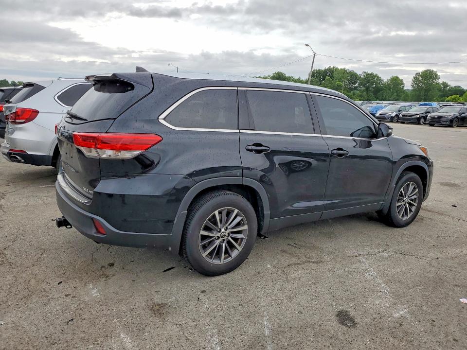 2019 Toyota Highlander VIN 5TDJZRFH9KS614878 COPART salvage auction — MINOR DENT/SCRATCHES, Ky - Certificate Of Title, sold $2,500 on 2026-07-30 (photo 3)