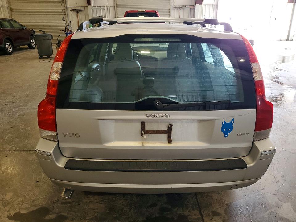 2005 Volvo V70 VIN YV1SW592352491131 COPART salvage auction — FRONT END, Mn - Cert Of Title-Prior Salvage, sold $475 on 2026-07-13 (photo 6)