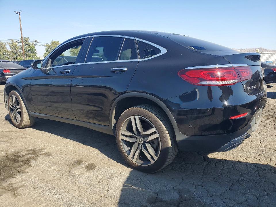 2021 Mercedes-benz Glc VIN W1N0J8EB2MF911237 COPART salvage auction — MINOR DENT/SCRATCHES, Ca - Dis/Dlr/Exp Only Clean Title (P), sold $19,300 on 2026-07-27 (photo 2)