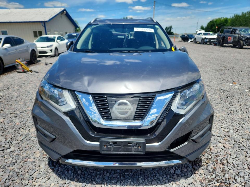 2017 Nissan Rogue VIN JN8AT2MV9HW280401 COPART salvage auction — ROLLOVER, Il - Salvage Certificate, sold $200 on 2026-07-20 (photo 5)