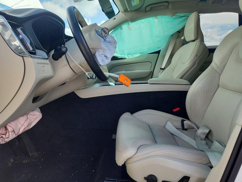 2025 Volvo Xc60 VIN YV4M12RM4S1016504 COPART salvage auction — FRONT END, Fl - Certificate Of Destruction, sold $5,500 on 2026-08-10 (photo 7)