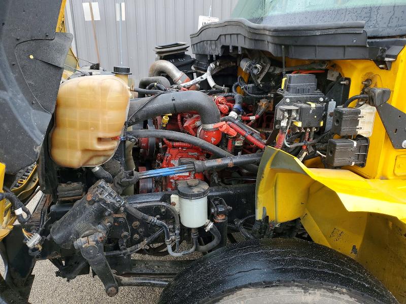 2018 International 4000 series VIN 1HTMMMML0JH207365 COPART salvage auction — NORMAL WEAR, IL - CERTIFICATE OF TITLE, sold $8,900 on 2026-07-08 (photo 7)