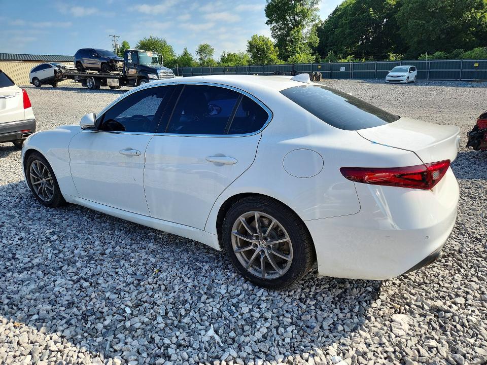 2017 Alfa romeo Giulia VIN ZARFAEBN6H7553984 COPART salvage auction — MECHANICAL, Tn - Certificate Of Title, sold $2,400 on 2026-07-27 (photo 2)