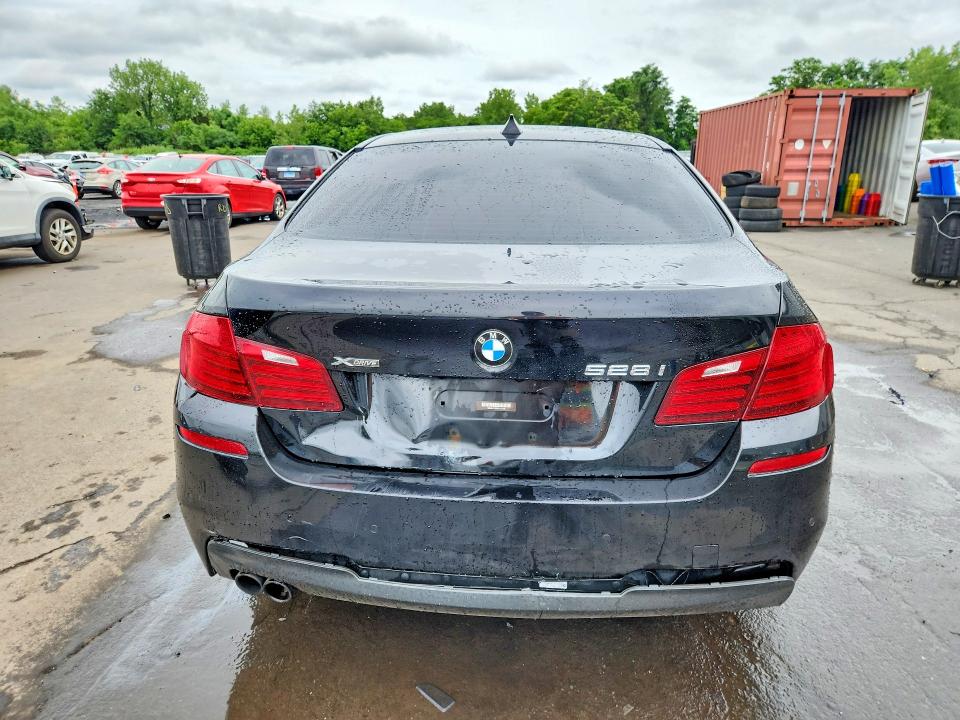 2016 BMW 5er VIN WBA5A7C50GG147128 COPART salvage auction — REAR END, Ct - Cert Of Title-Salvage, sold $525 on 2026-07-28 (photo 6)