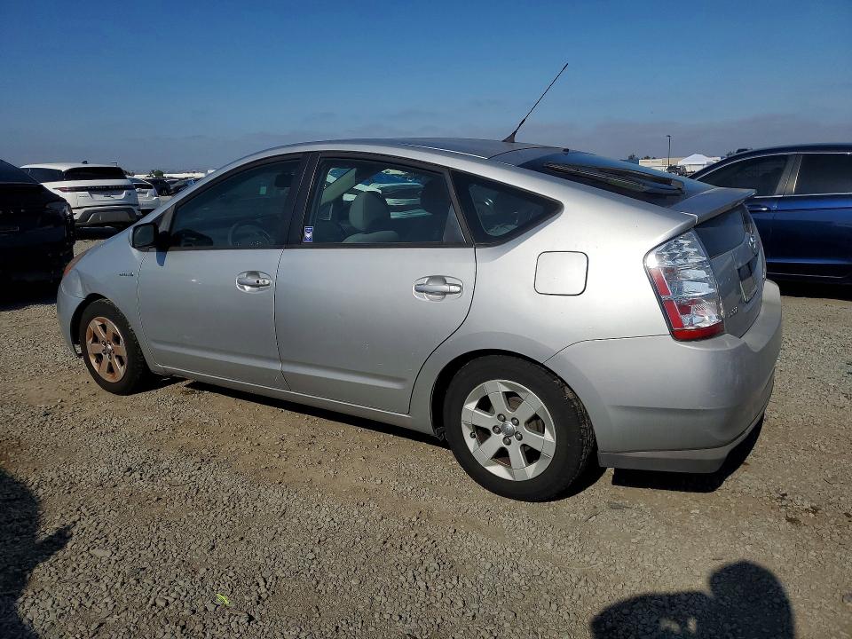 2007 Toyota Prius VIN JTDKB20U977614127 COPART salvage auction — FRONT END, Ca - Dis/Dlr/Exp Only Clean Title, sold $625 on 2026-07-10 (photo 2)