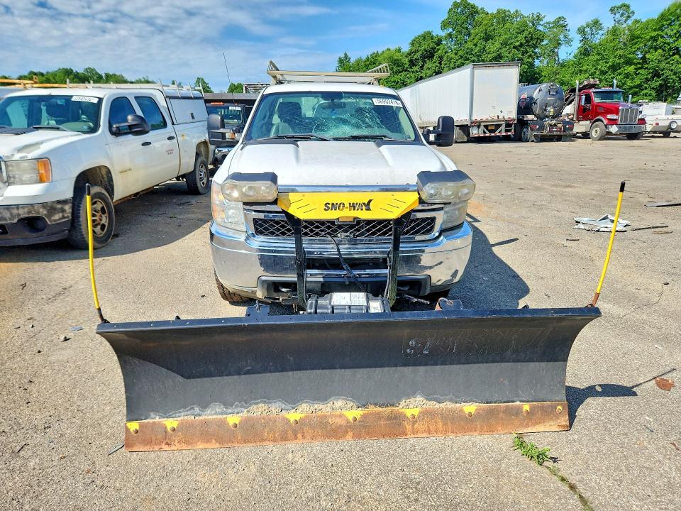 2012 Chevrolet Silverado 2500 VIN 1GB2KVCG7CZ327265 COPART salvage auction — VANDALISM, Pa - Cert Of Title, sold $1,975 on 2026-07-09 (photo 5)