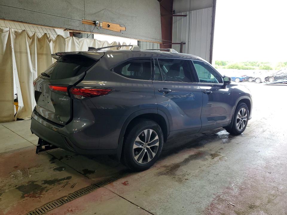 2022 Toyota VIN 5TDGBRCH5NS558736 COPART salvage auction — FRONT END, Ny - Mv-907A Salvage Certificate, sold $550 on 2026-07-27 (photo 3)