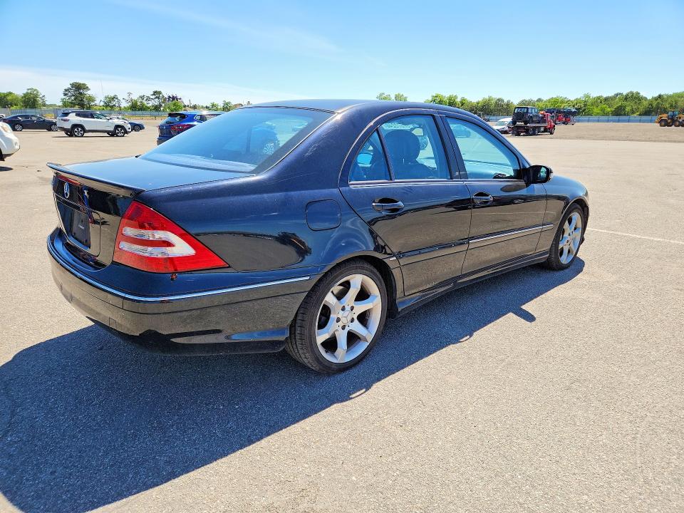 2007 Mercedes-benz C class VIN WDBRF52H77F933180 COPART salvage auction — MINOR DENT/SCRATCHES, Ny - Certificate Of Title, sold $800 on 2026-07-13 (photo 3)