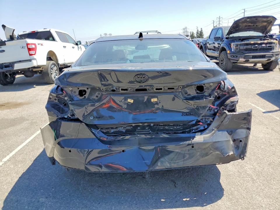 2025 Toyota Camry VIN 4T1DAACK3SU586198 COPART salvage auction — REAR END, Ca - Salvage Certificate, sold $17,400 on 2026-07-02 (photo 6)