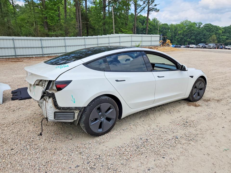 2021 Tesla Model 3 VIN 5YJ3E1EA9MF977103 COPART salvage auction — REAR END, Nc - Salvage Certificate Of Title, sold $5,100 on 2026-07-24 (photo 3)