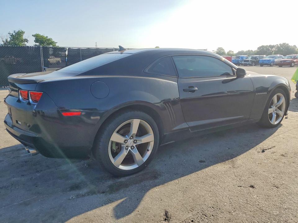 2013 Chevrolet Camaro VIN 2G1FA1E35D9144180 COPART salvage auction — UNDERCARRIAGE, Fl - Certificate Of Title, sold $2,300 on 2026-07-09 (photo 3)