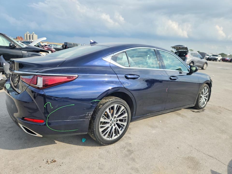2020 Lexus ES VIN 58ADZ1B1XLU081948 COPART salvage auction — FRONT END, La - Cert Of Title-Salvage, sold $12,500 on 2026-07-29 (photo 3)