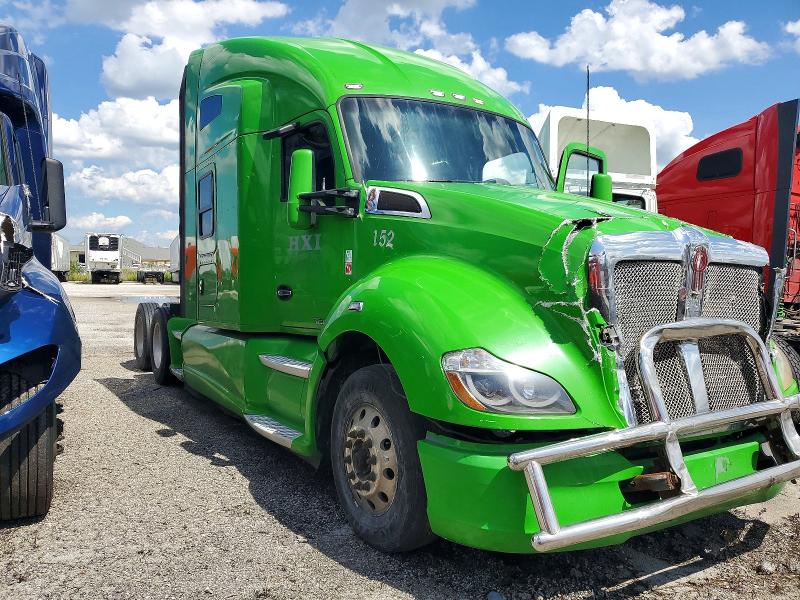 2017 Kenworth T680 VIN 1XKYD49XXHJ152893 — COPART salvage auction photo