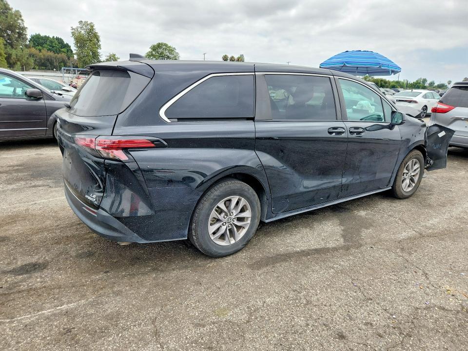 2022 Toyota Sienna VIN 5TDKRKEC6NS123982 COPART salvage auction — FRONT END, Ca - Salvage Certificate, sold $100 on 2026-07-28 (photo 3)