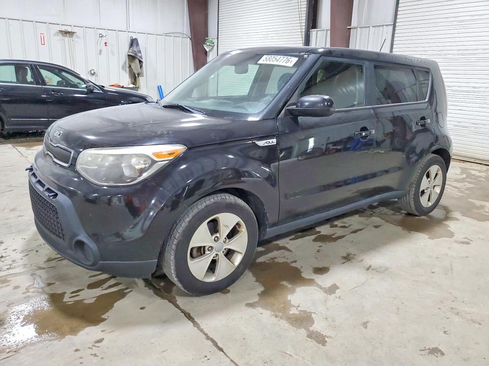 2015 Kia Soul VIN KNDJN2A29F7756198 COPART salvage auction — NORMAL WEAR, Mt - Certificate Of Title, sold $800 on 2026-07-08 (photo 1)