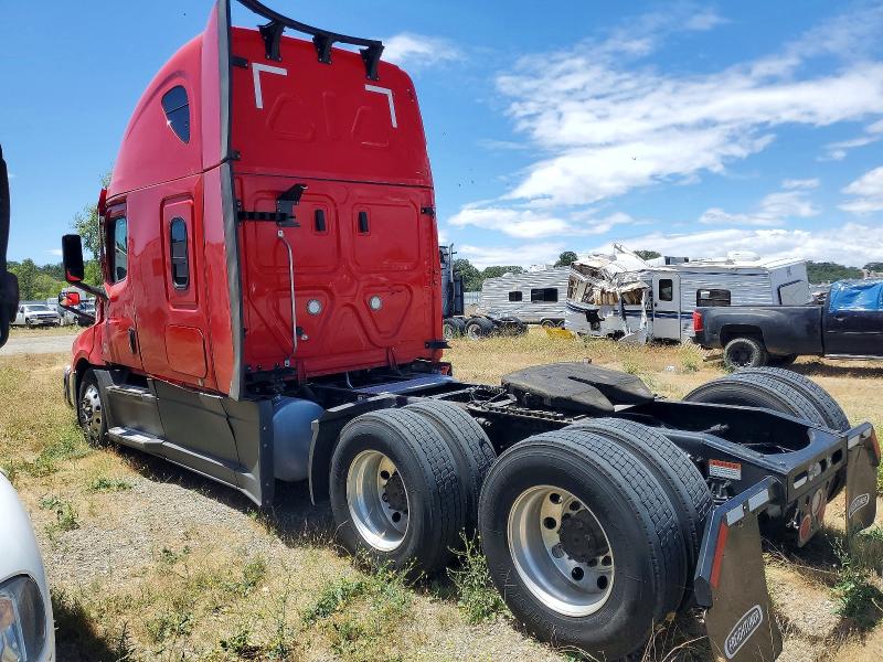 2025 Freightliner Cascadia 126 VIN 3AKJHHDR3SSVY2369 COPART salvage auction — SIDE, CA - NON-REPAIRABLE VEHICLE CERT, sold $30,500 on 2026-08-13 (photo 3)