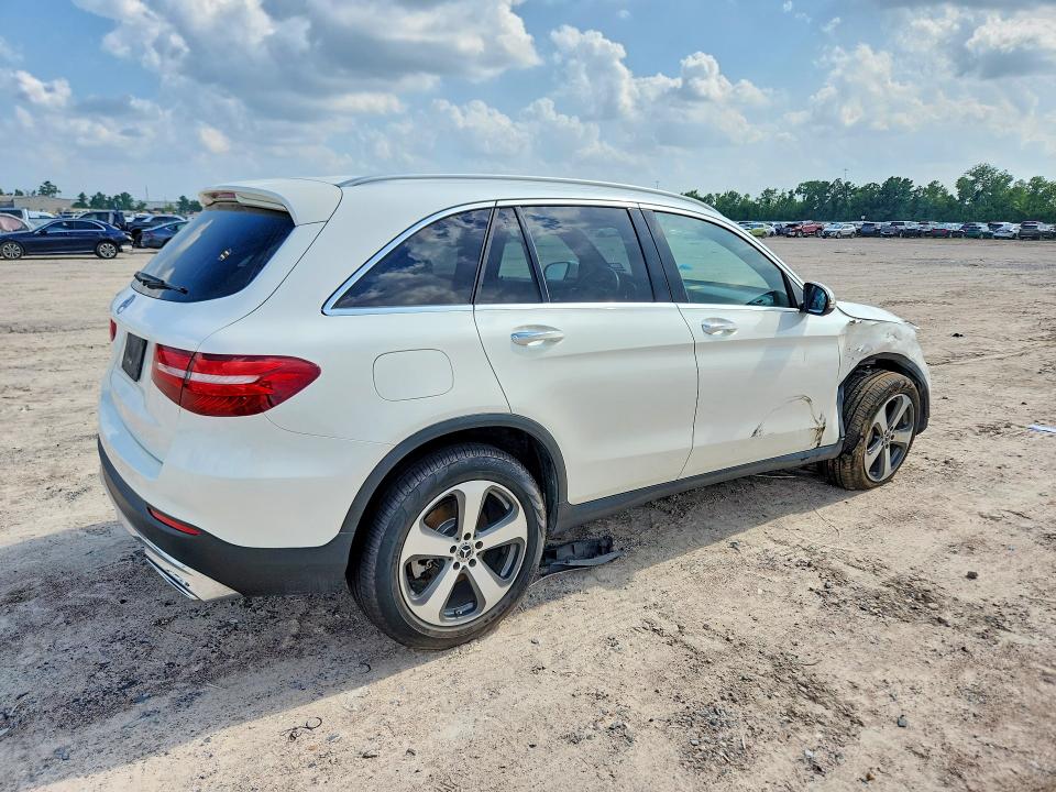 2017 Mercedes-benz Glc VIN WDC0G4JBXHF253428 COPART salvage auction — FRONT END, Tx - Salvage Vehicle Title, sold $6,700 on 2026-07-31 (photo 3)