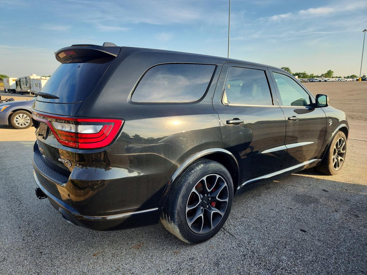 2021 Dodge Durango VIN 1C4SDJH94MC629920 COPART salvage auction — Normal Wear, IL - CERT OF TITLE W/SALVAGE HISTOR, sold $40,000 on 2026-07-09 (photo 3)