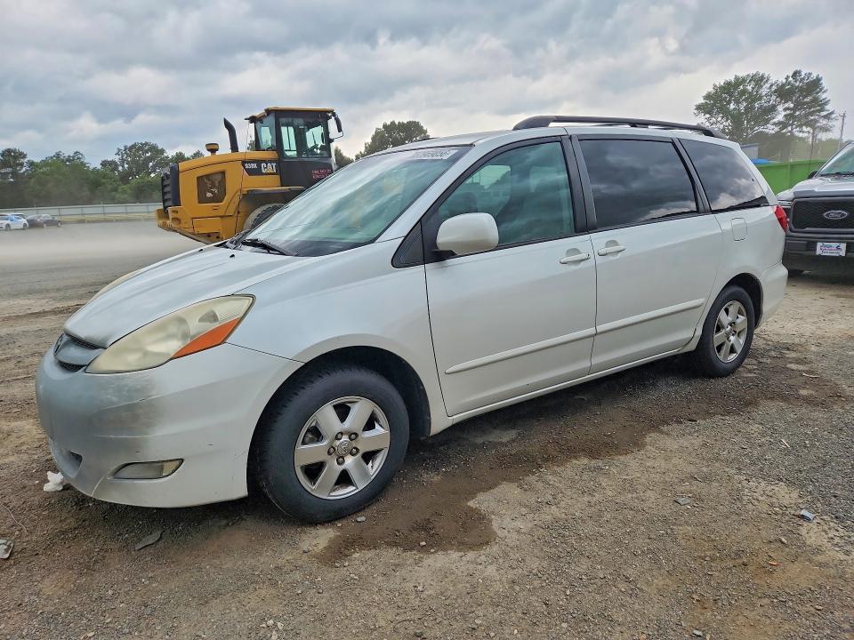 2008 Toyota Sienna VIN 5TDZK22C38S112966 COPART salvage auction — WATER/FLOOD, La - Certificate Of Destruction, sold $10 on 2026-07-23 (photo 1)