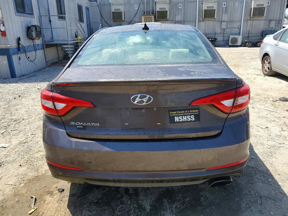 2017 Hyundai Sonata VIN 5NPE24AF2HH591652 COPART salvage auction — MINOR DENT/SCRATCHES, Ca - Salvage Certificate, sold $1,450 on 2026-07-02 (photo 6)