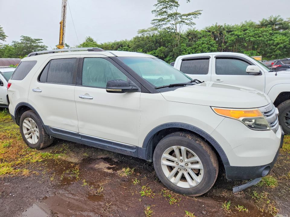 2012 Ford VIN 1FMHK8D87CGA28445 COPART salvage auction — SIDE, Hi - Certificate Of Title, sold $650 on 2026-07-27 (photo 4)