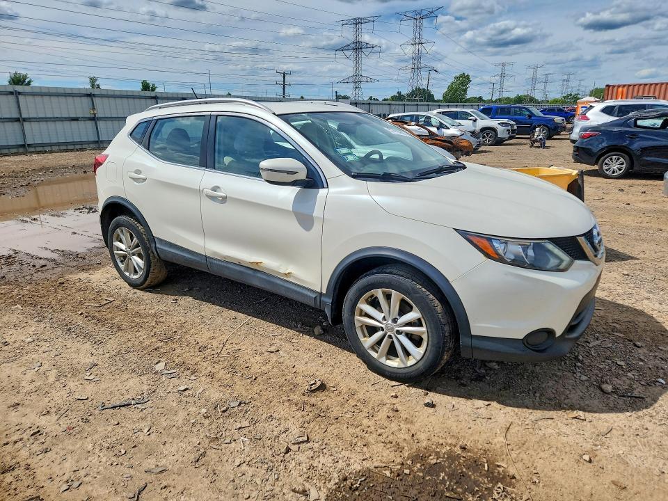 2018 Nissan Rogue VIN JN1BJ1CP8JW107660 COPART salvage auction — SIDE, Il - Certificate Of Title, sold $2,700 on 2026-07-14 (photo 4)