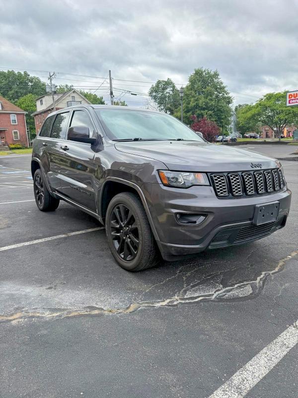 2018 Jeep Cherokee VIN 1C4RJFAG4JC147876 COPART salvage auction — MINOR DENT/SCRATCHES, Mt - Certificate Of Title (P), sold $8,300 on 2026-07-27 (photo 4)