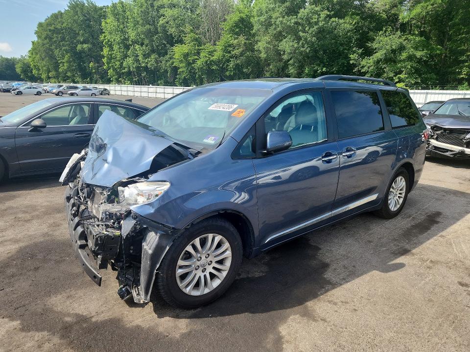 2017 Toyota VIN 5TDYZ3DC6HS885991 COPART salvage auction — FRONT END, Nj - Cert Of Title-Salvage, sold $1,700 on 2026-07-16 (photo 1)