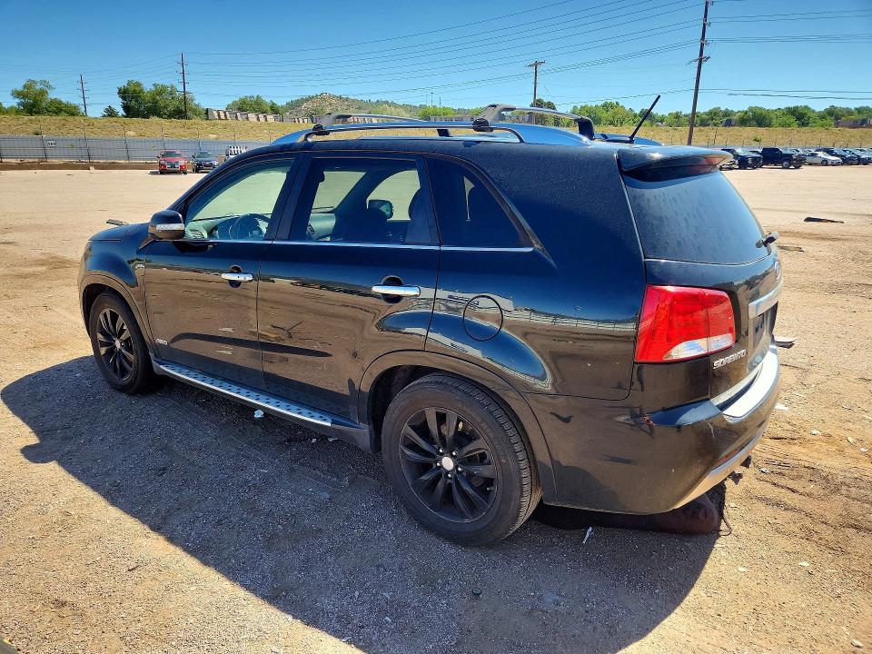 2012 Kia Sorento VIN 5XYKWDA23CG308986 COPART salvage auction — HAIL, Co - Dis/Dlr/Exp Only Clean Title, sold $1,300 on 2026-07-27 (photo 2)