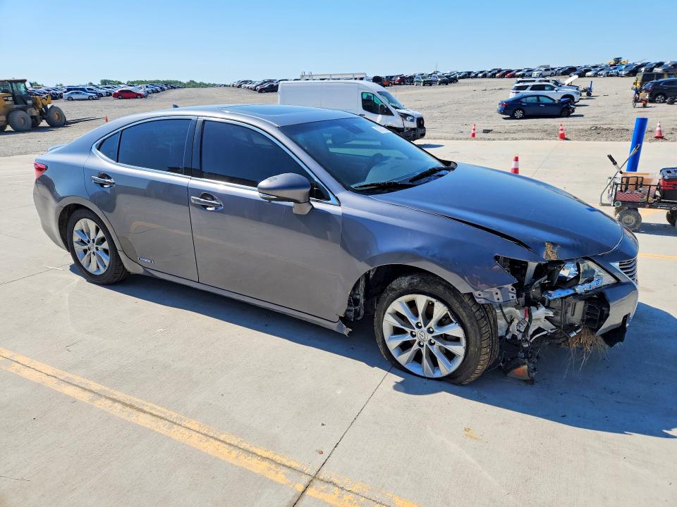 2014 Lexus ES VIN JTHBW1GG1E2051422 COPART salvage auction — FRONT END, Ky - Cert Of Title-Salvage, sold $1,050 on 2026-07-16 (photo 4)