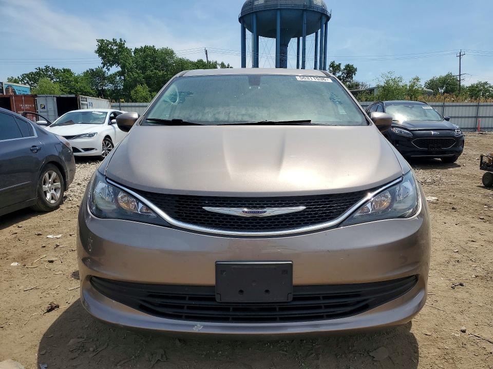 2017 Chrysler Pacifica VIN 2C4RC1DG1HR535836 COPART salvage auction — REAR END, Ia - Cert Of Title-Salvage Title, sold $2,000 on 2026-07-24 (photo 5)